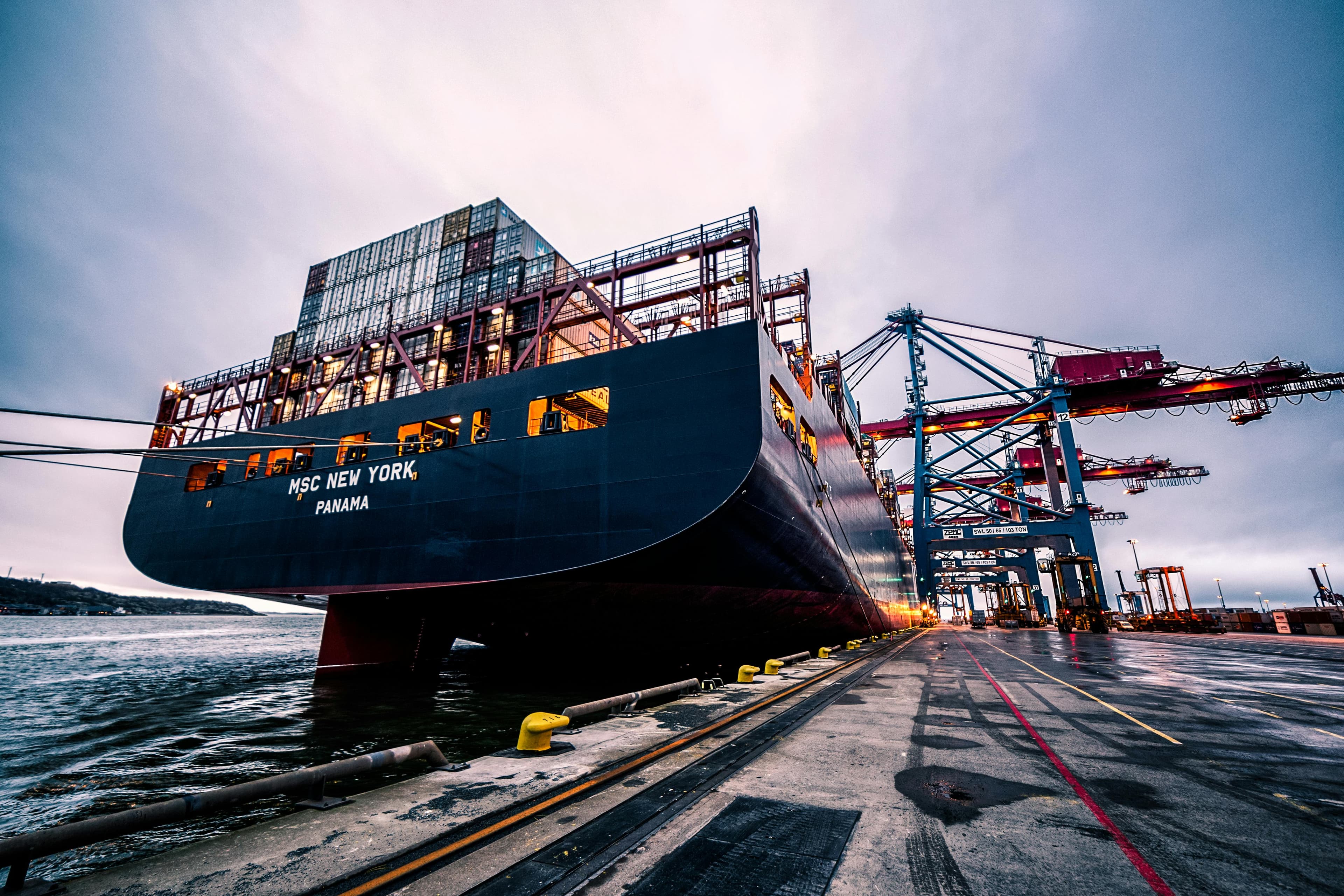 Shipping & Logistics